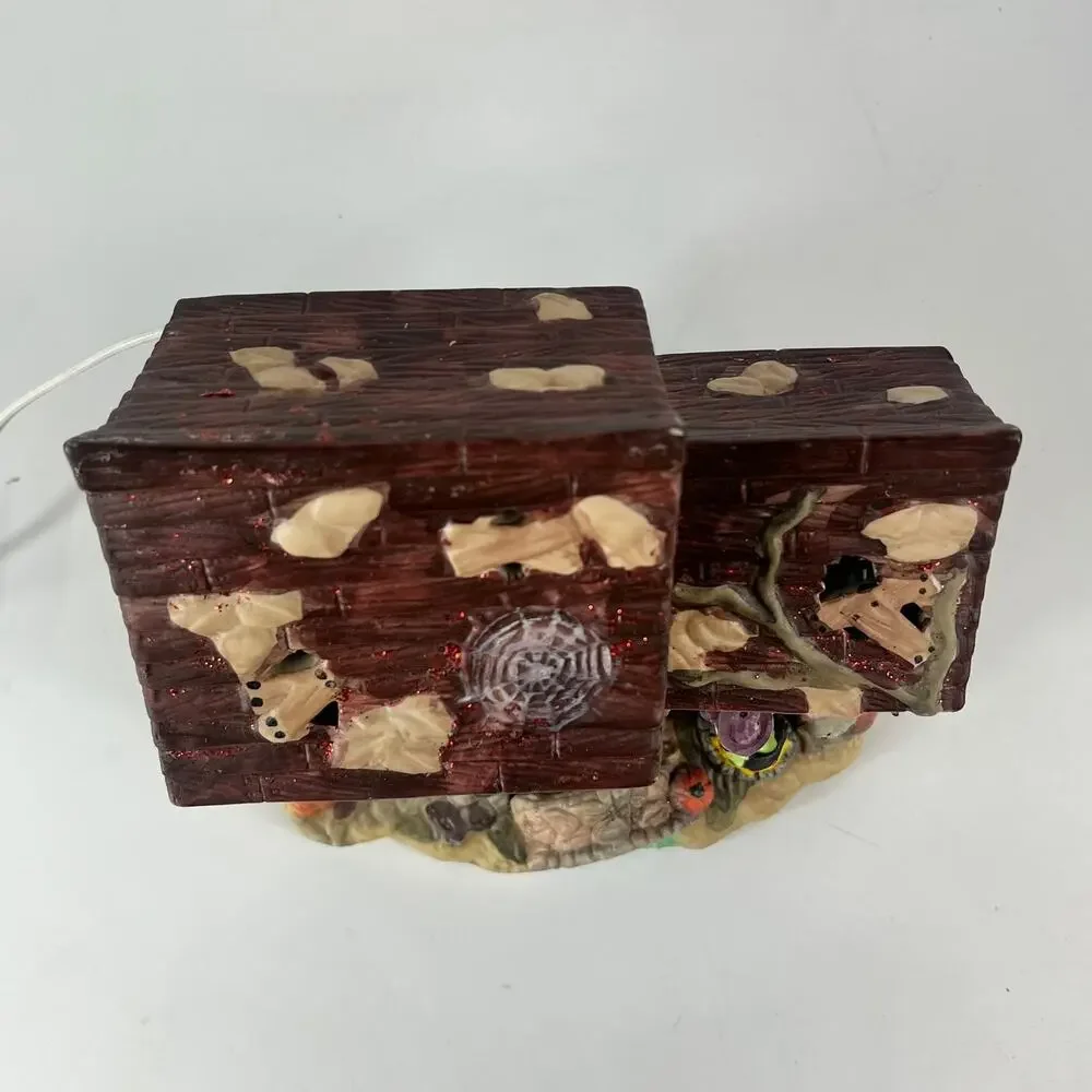 Halloween Village Lighted Laboratory Witches Brew Mummy Haunted House Ceramic